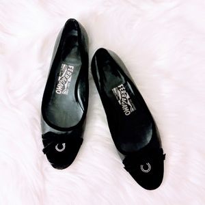 💥FINAL PRICE 3 FOR $25 Ferragamo Black Flats